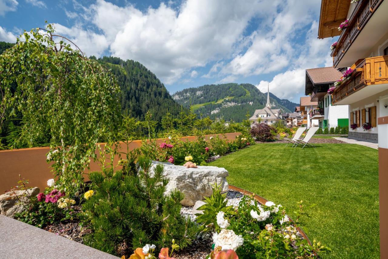 Hotel Vernel Santa Cristina Val Gardena Екстер'єр фото