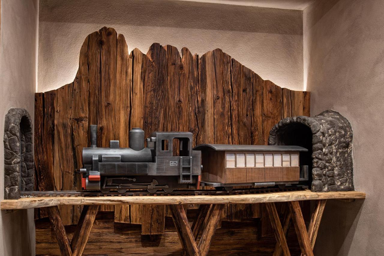 Hotel Vernel Santa Cristina Val Gardena Екстер'єр фото