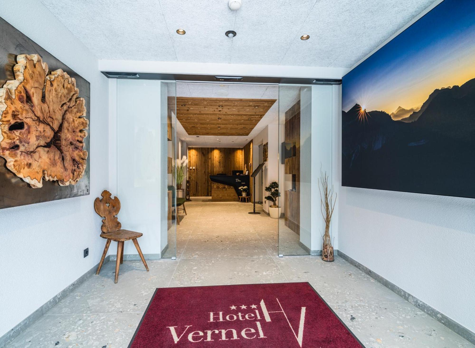 Hotel Vernel Santa Cristina Val Gardena Екстер'єр фото