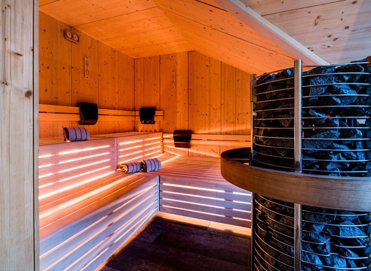 Hotel Vernel Santa Cristina Val Gardena Екстер'єр фото