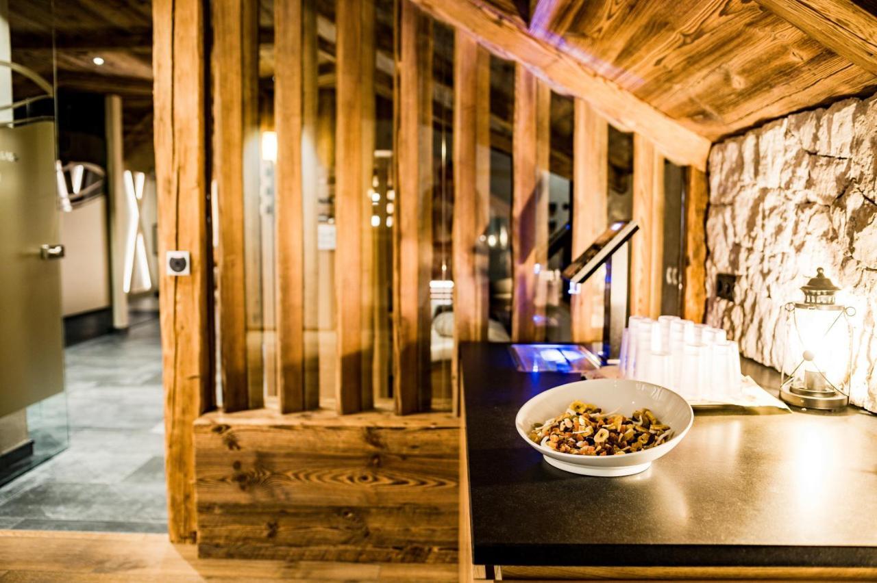 Hotel Vernel Santa Cristina Val Gardena Екстер'єр фото
